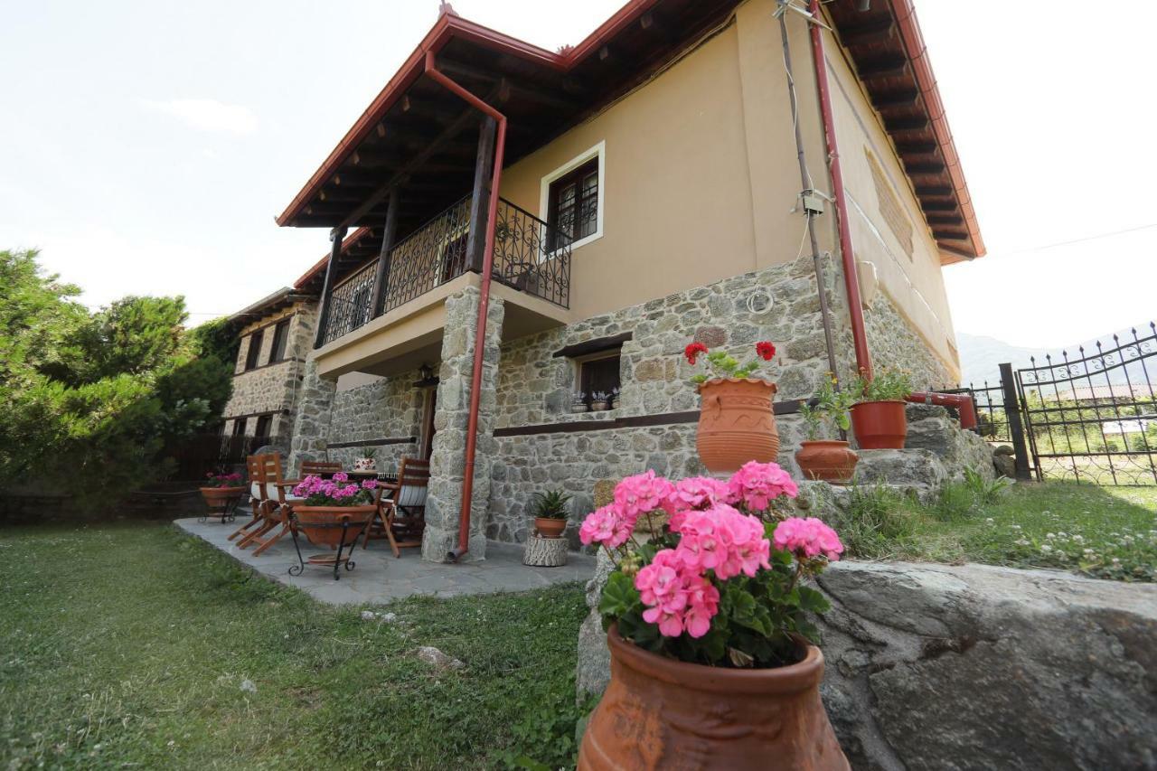 Dora'S House At Agios Germanos Prespes Pensionat Exteriör bild