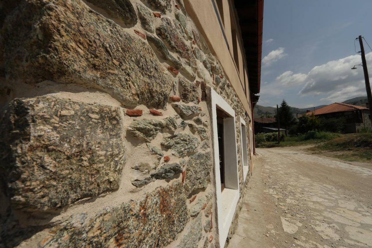 Dora'S House At Agios Germanos Prespes Pensionat Exteriör bild